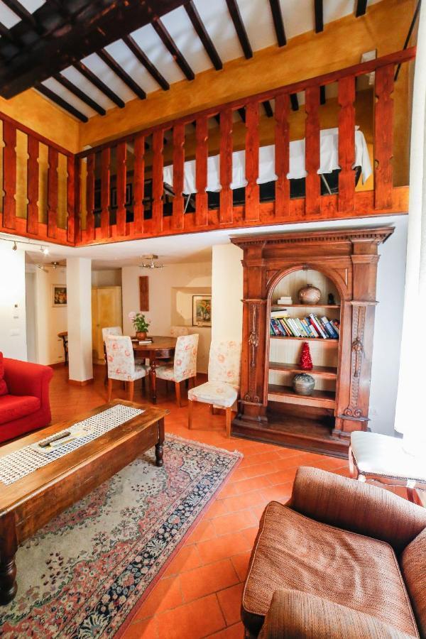 Traditional Apt Close To The Duomo - Private Yard! Florenţa Exterior foto